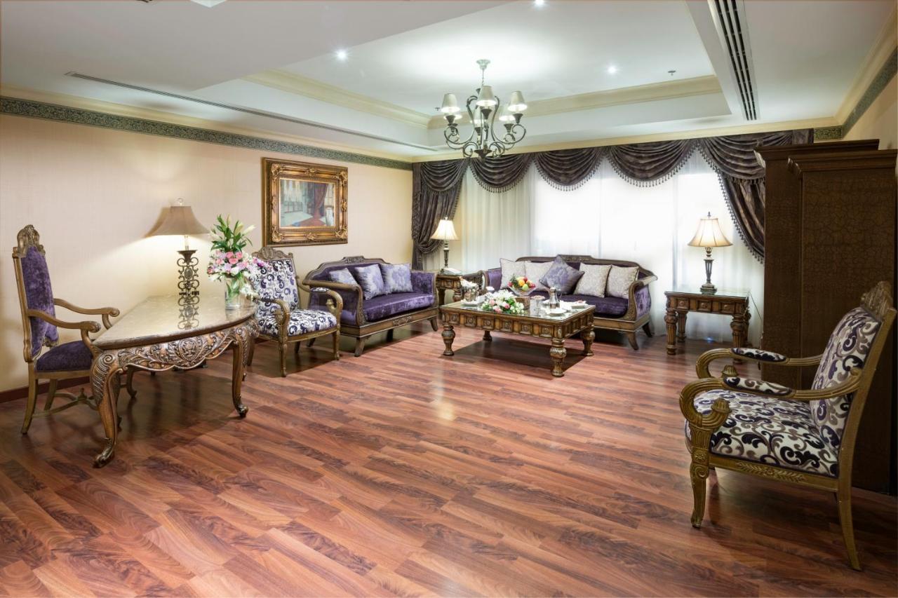 Amjad Royal Suites Hotel Jiddah Esterno foto