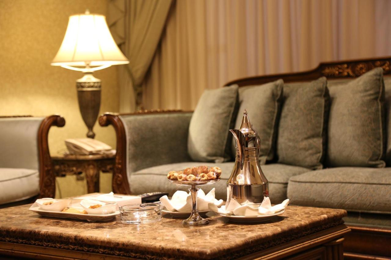 Amjad Royal Suites Hotel Jiddah Esterno foto